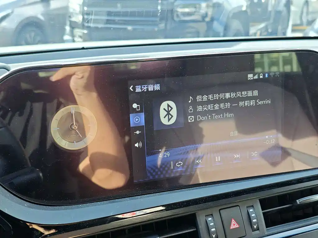 Lexus ES — миниатюра 10