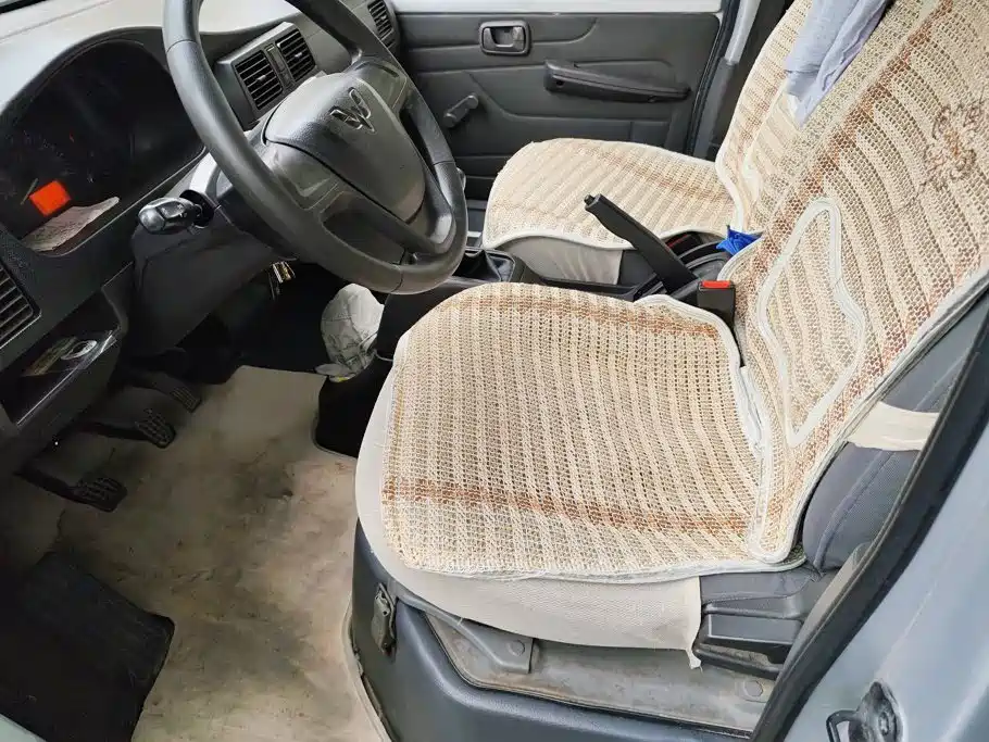 Wuling Rongguang — миниатюра 9