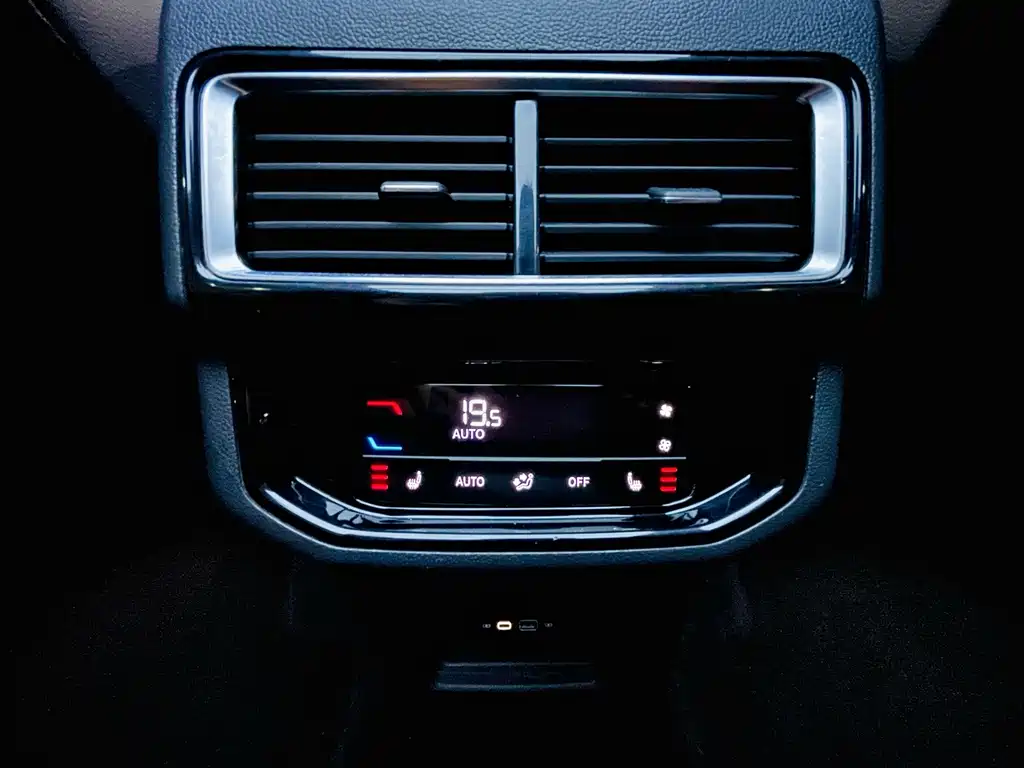Volkswagen Teramont — миниатюра 16