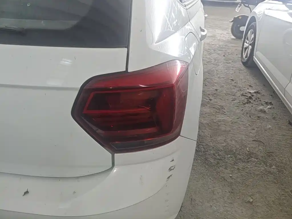 Volkswagen Polo — миниатюра 8
