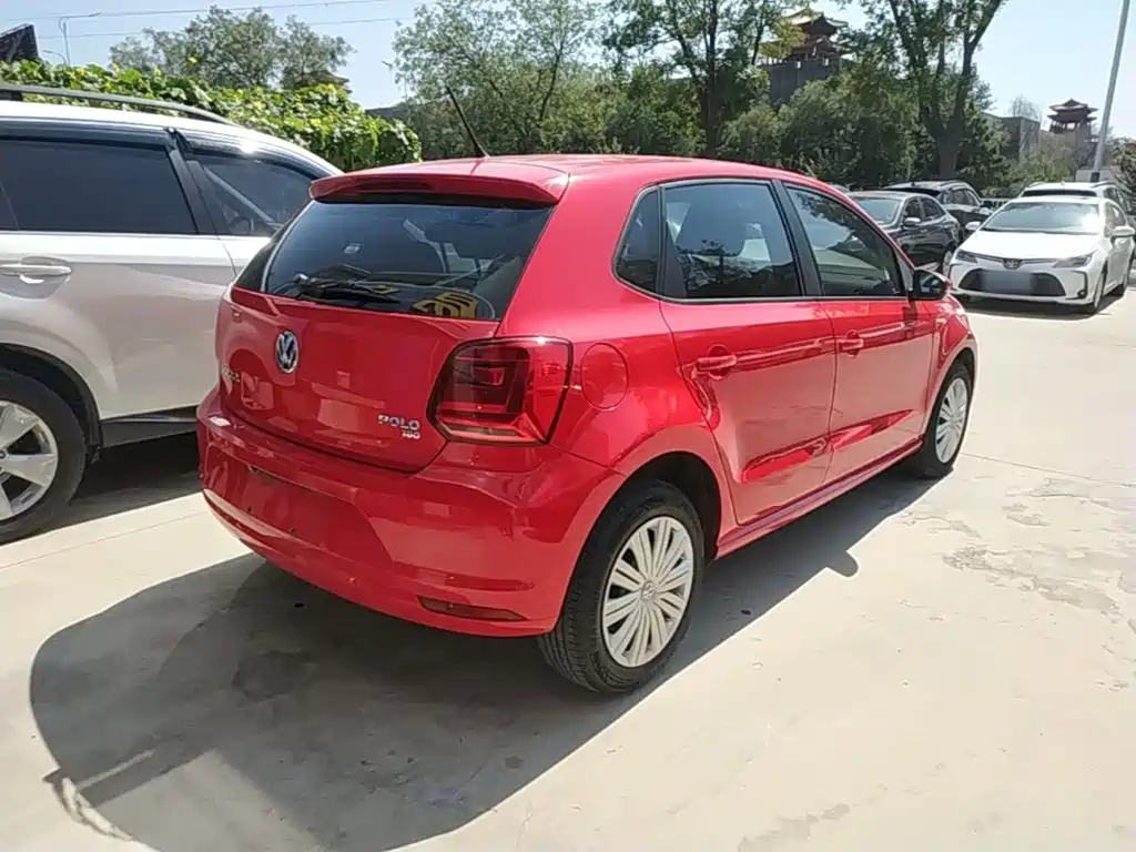 Volkswagen Polo — миниатюра 7