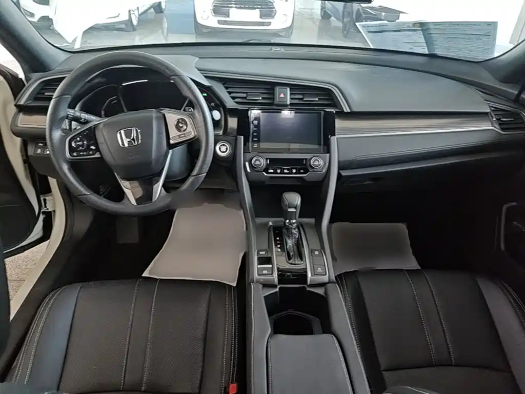 Honda Civic — миниатюра 10