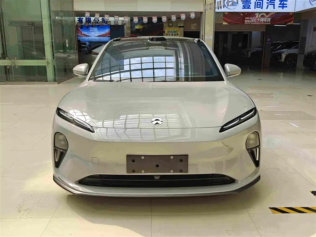 NIO ET5 — миниатюра 2