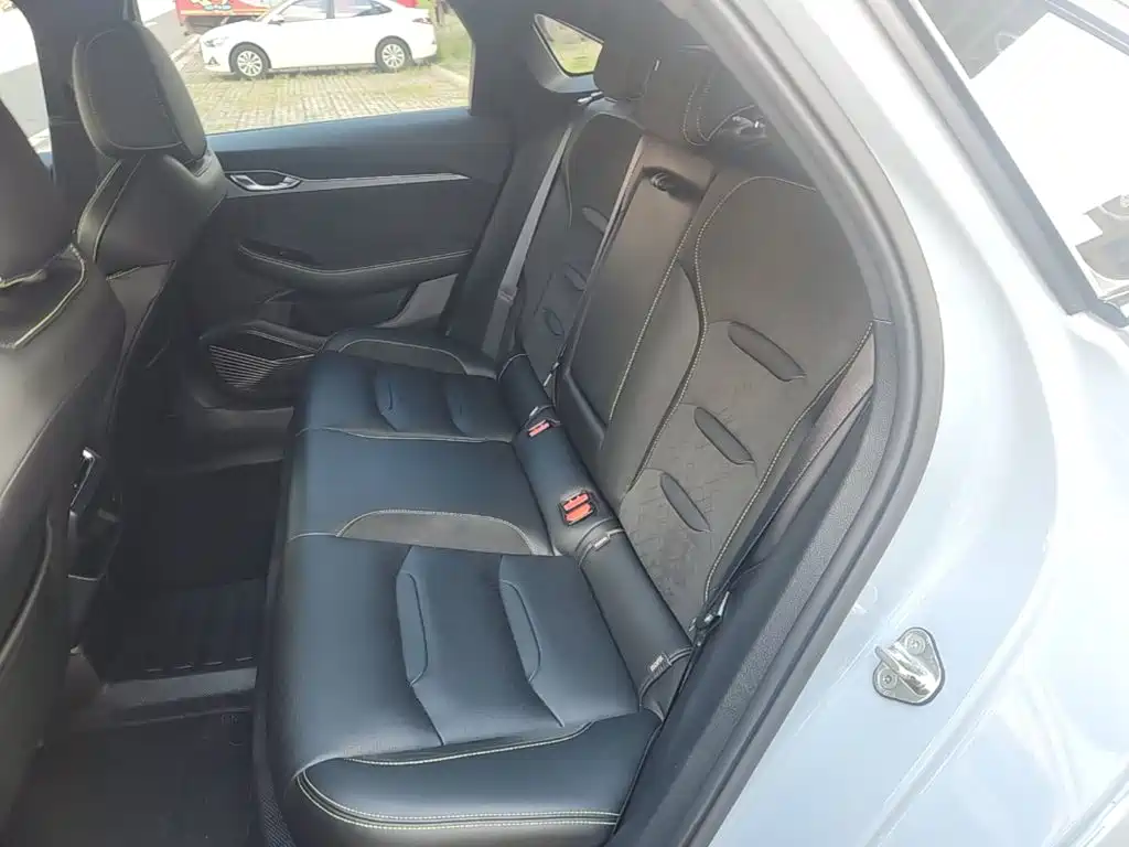 Geely Xingrui — миниатюра 17