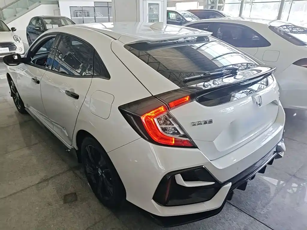 Honda Civic — миниатюра 5