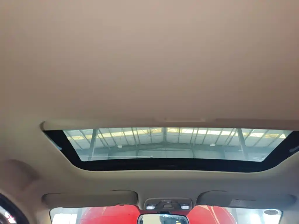 Geely Vision X3 — миниатюра 18
