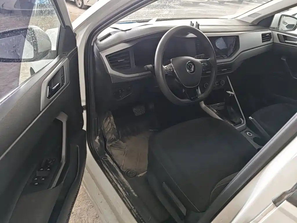 Volkswagen Polo — миниатюра 16