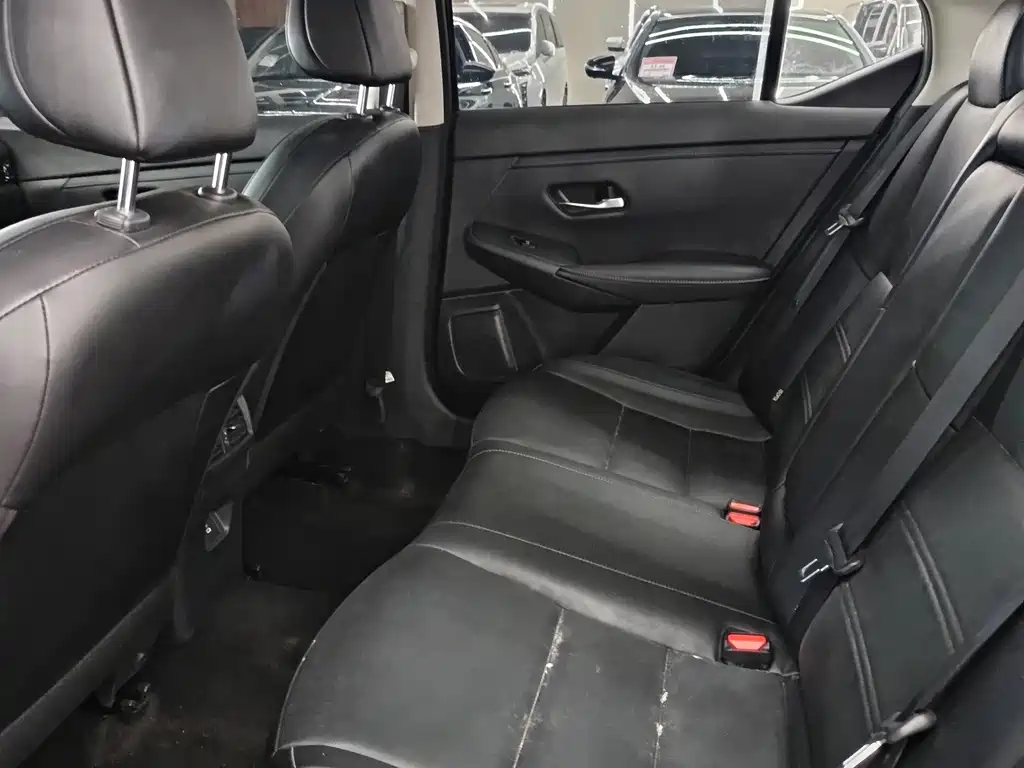Nissan Sylphy — миниатюра 6