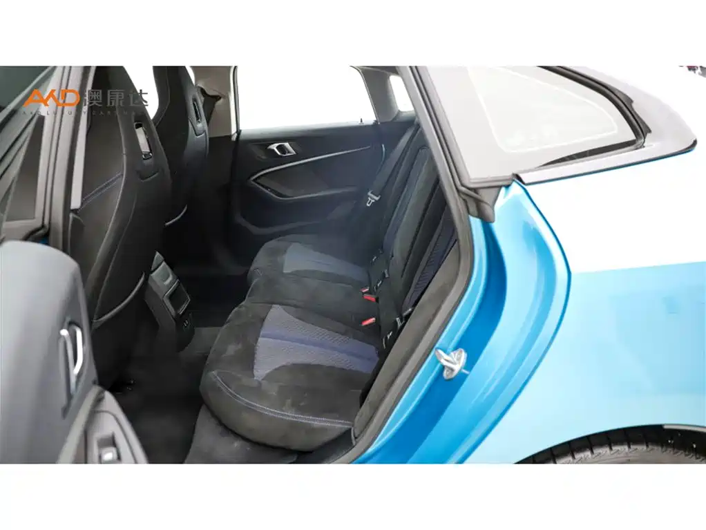 BMW 2 Series (Import) — миниатюра 7