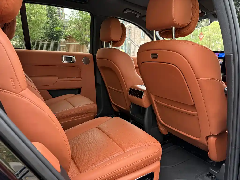 Li Auto Li L8 — миниатюра 17