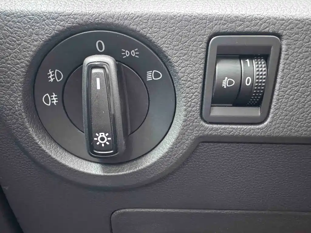 Volkswagen T-Cross — миниатюра 11