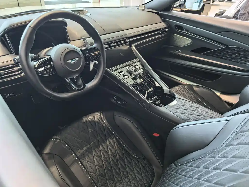 Aston Martin DB12 2025 4.0T V8 Coupe