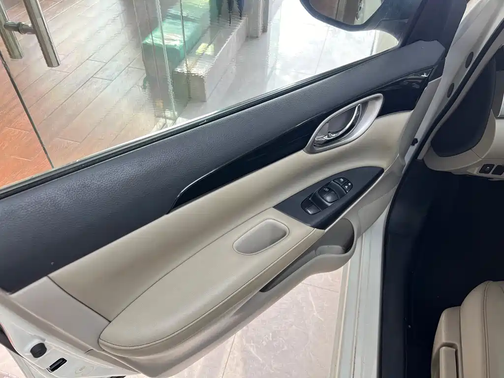 Nissan Sylphy — миниатюра 15