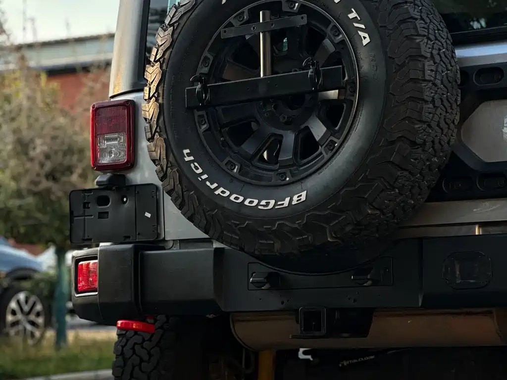 Jeep Wrangler — миниатюра 12