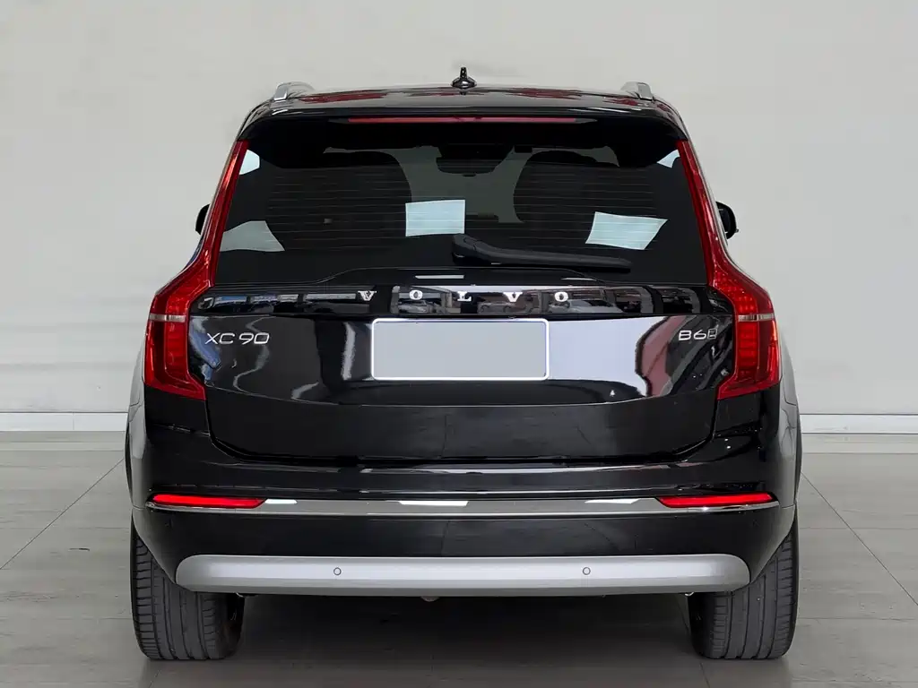 Volvo XC90 2022 B6 Luxury 7 мест