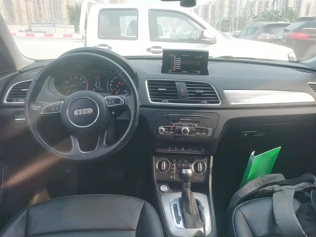 Audi Q3 2016 35 TFSI quattro