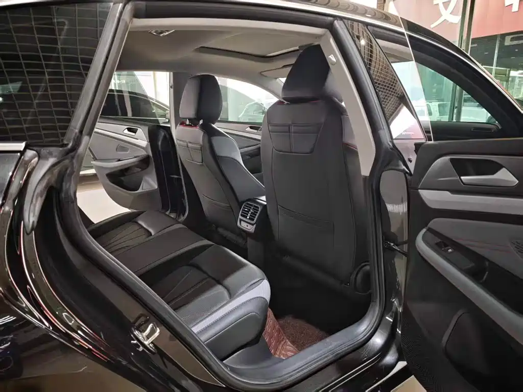 Volkswagen Lamando — миниатюра 10
