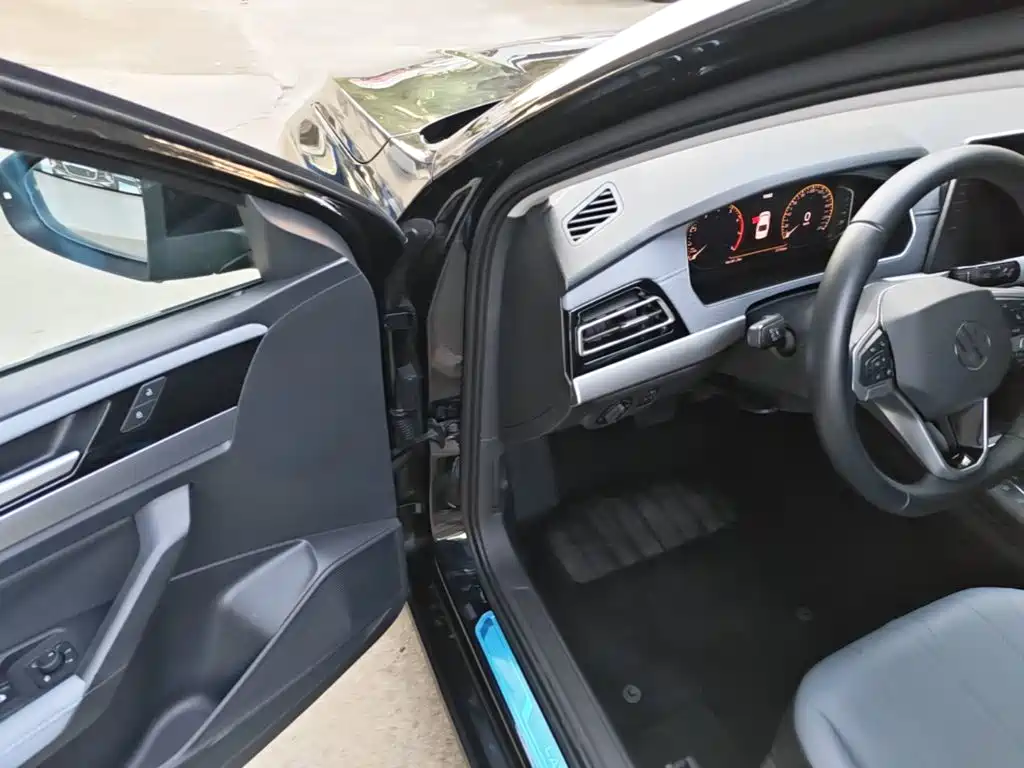 Volkswagen Lavida — миниатюра 16
