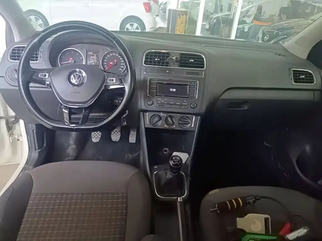 Volkswagen Polo — миниатюра 10