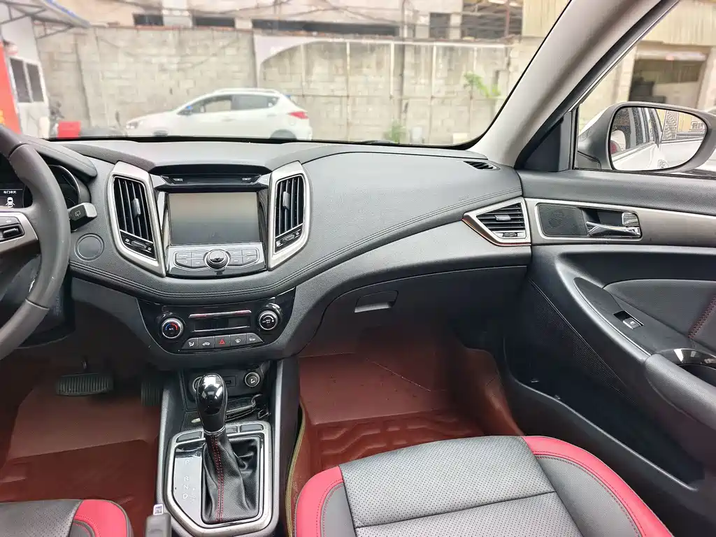 Changan Eado XT — миниатюра 8