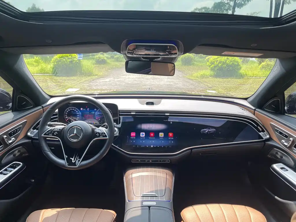 Mercedes-Benz E-Class — миниатюра 18