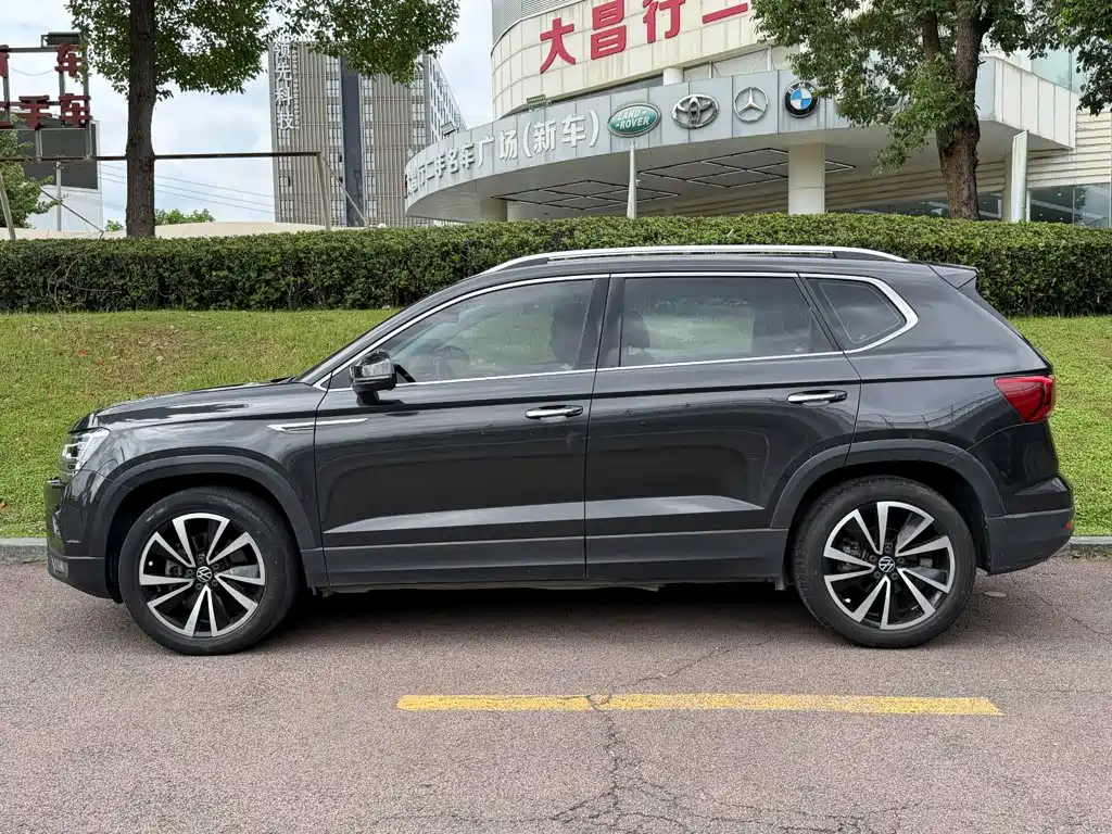 Volkswagen Tharu — миниатюра 3