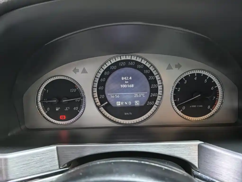Mercedes-Benz GLK-Class (Import) — миниатюра 8