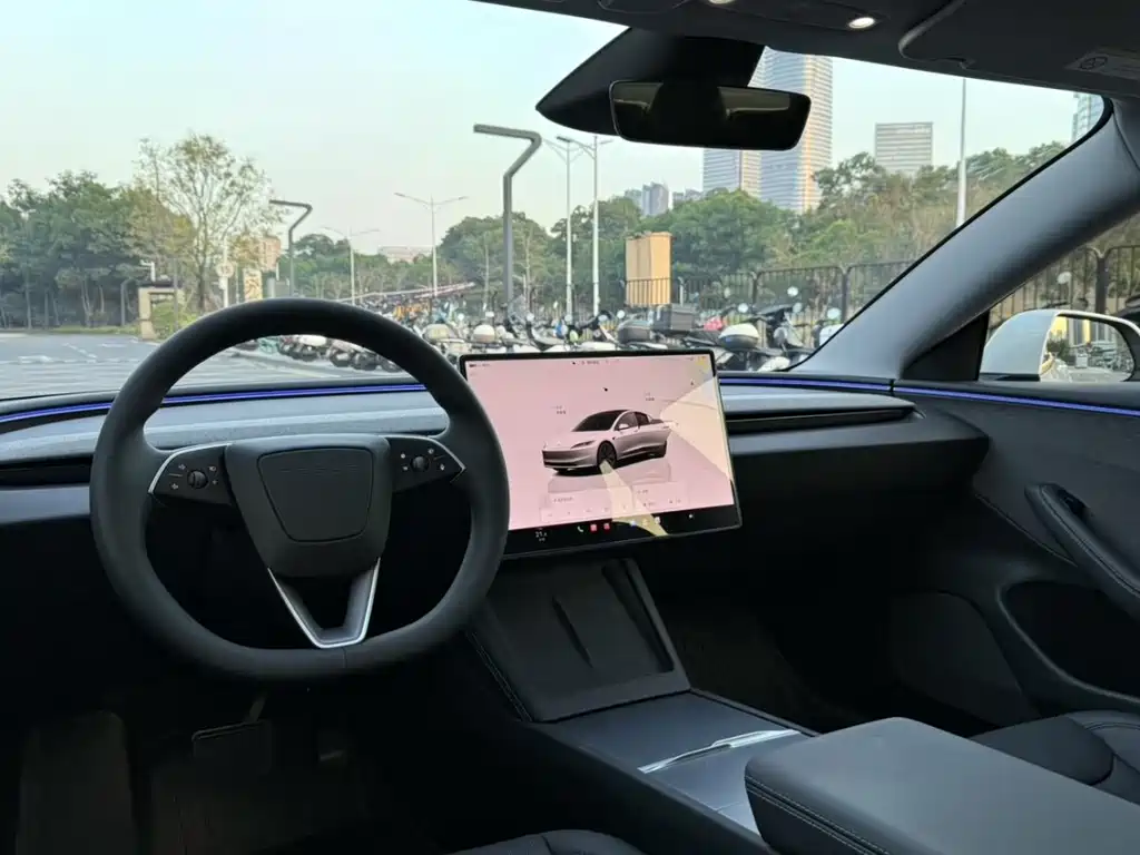 Tesla Model 3 — фотографии объявления, Фото 18