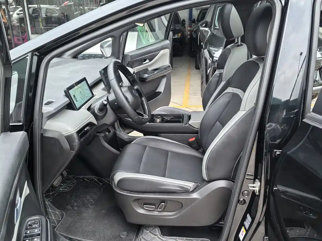 Hycan Z03 2022 620km 160kW 76.8kWh