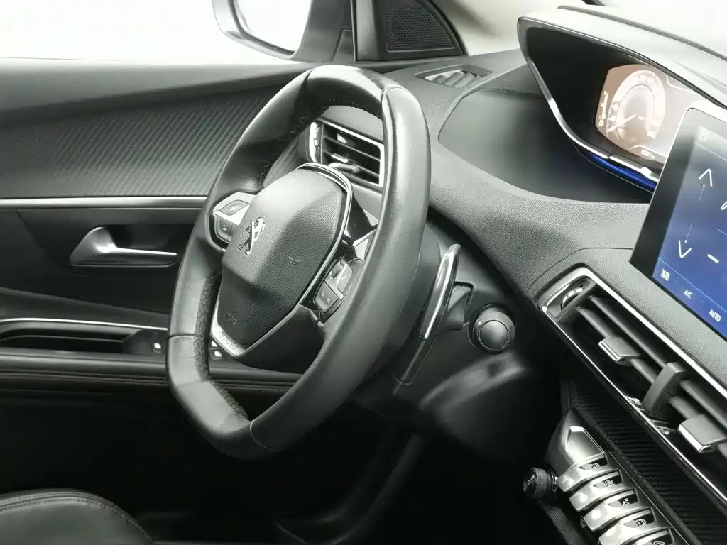Peugeot 4008 — миниатюра 22