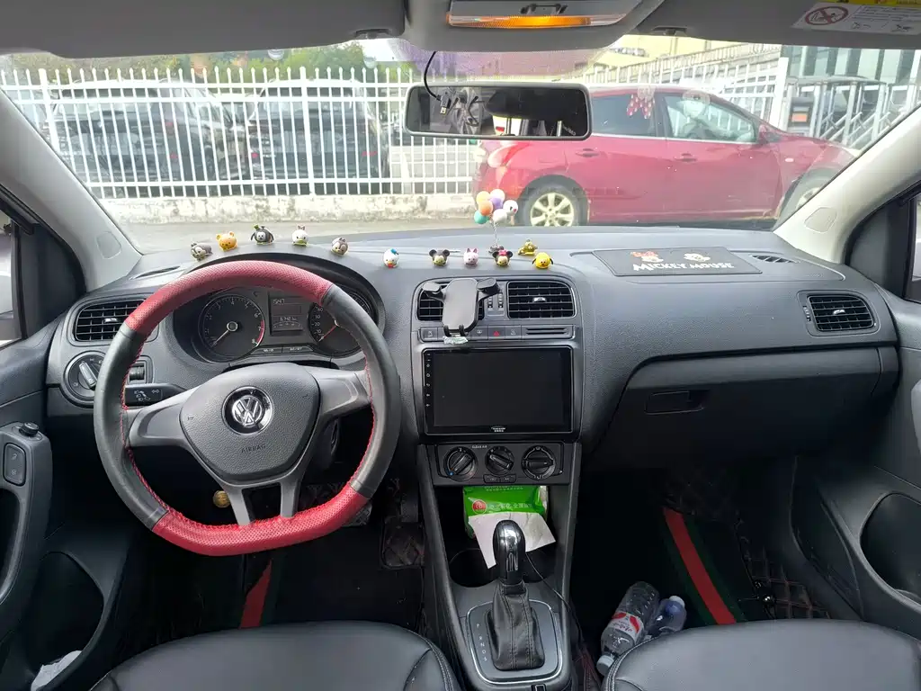 Volkswagen Polo — миниатюра 3