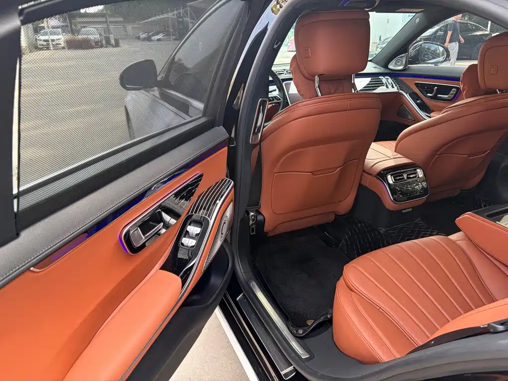 Mercedes-Benz S-Class — миниатюра 10