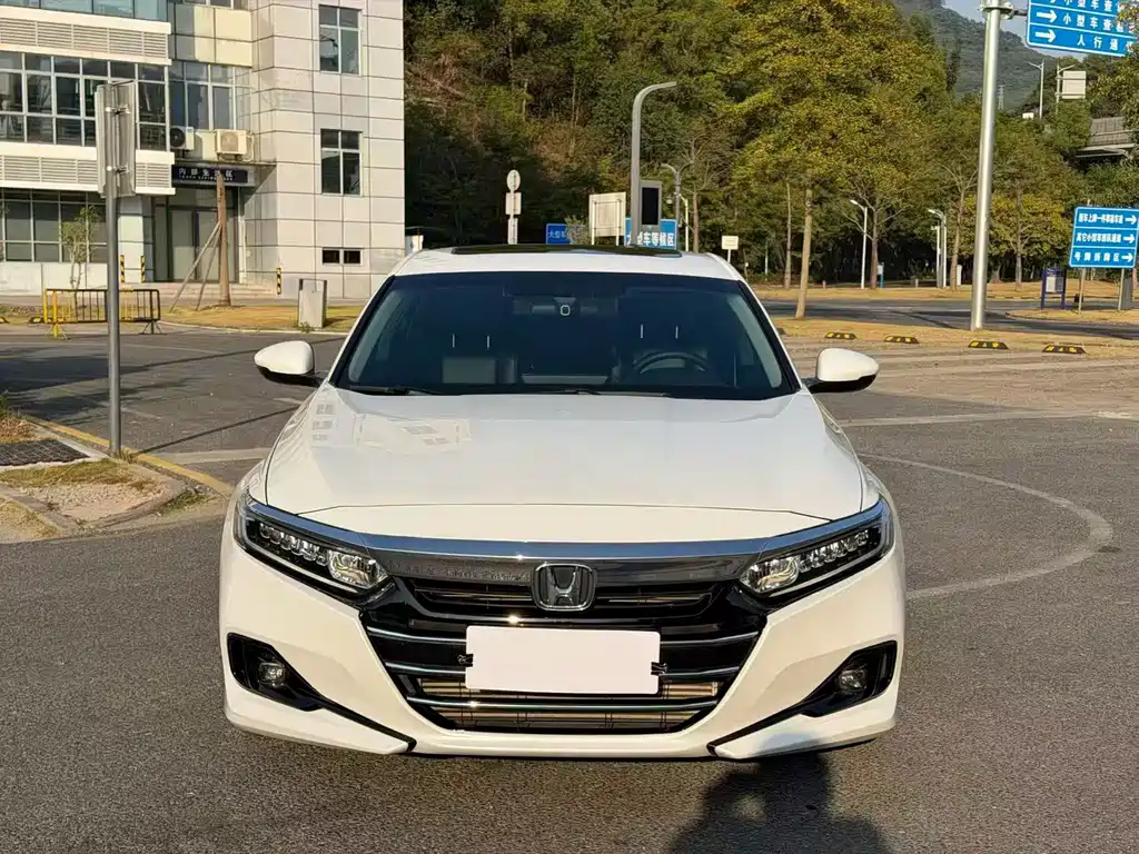 Honda Accord — миниатюра 2