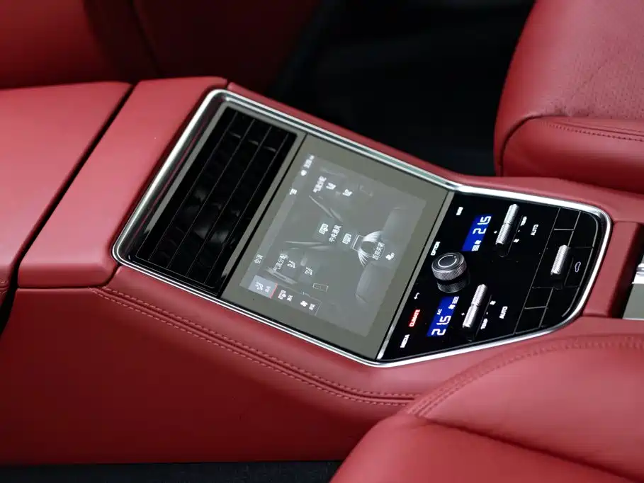 Porsche Panamera — миниатюра 9