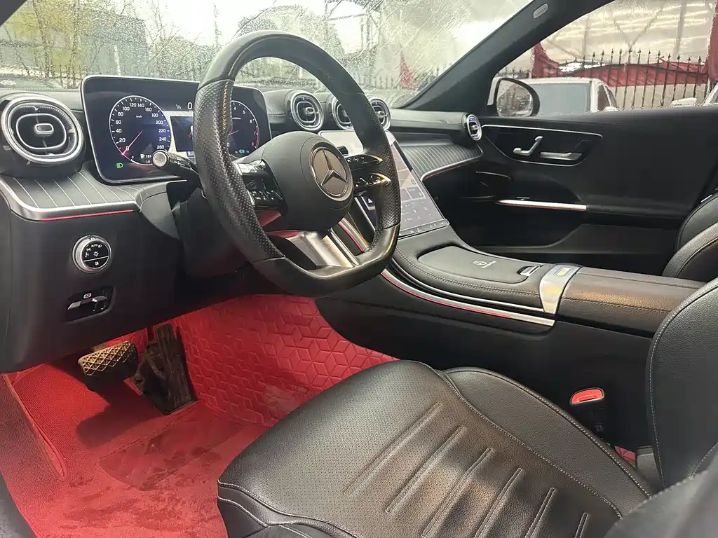 Mercedes-Benz C-Class — миниатюра 10