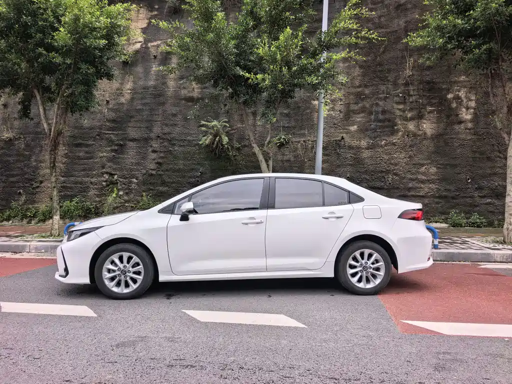 Toyota Corolla 2019 1.2T S-CVT GL-i Luxury
