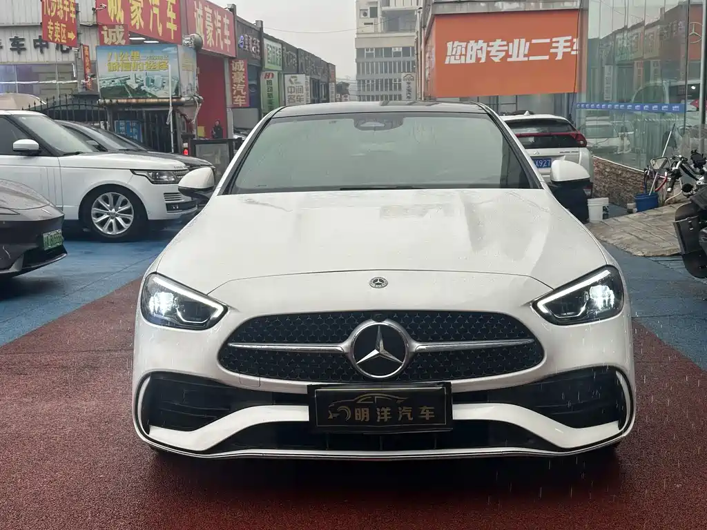 Mercedes-Benz C-Class — миниатюра 2
