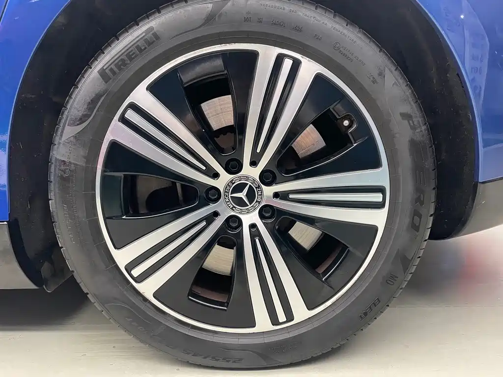 Mercedes-Benz EQE — миниатюра 26