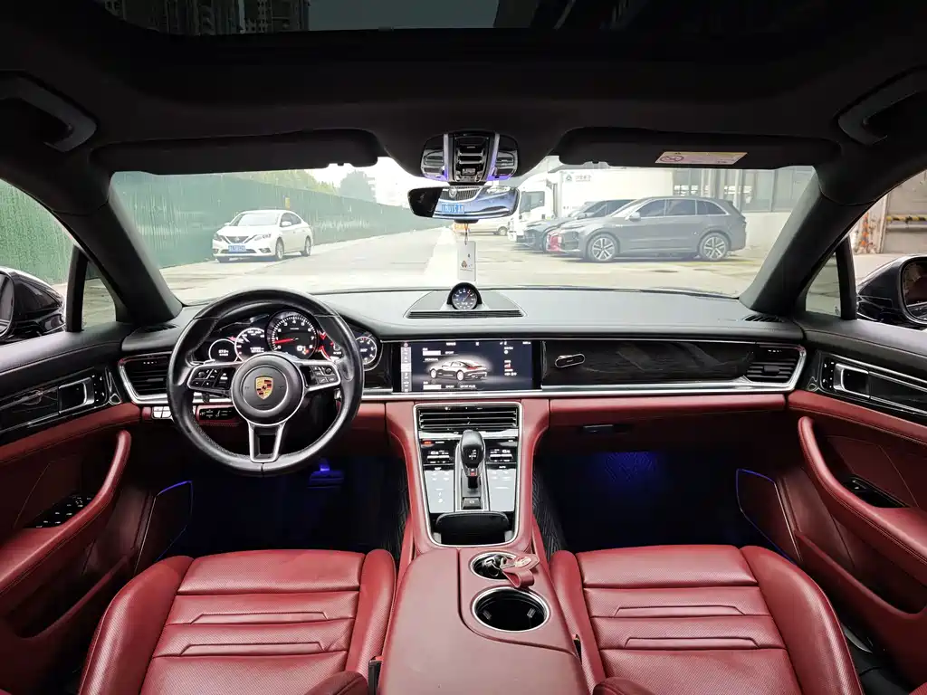 Porsche Panamera — миниатюра 5