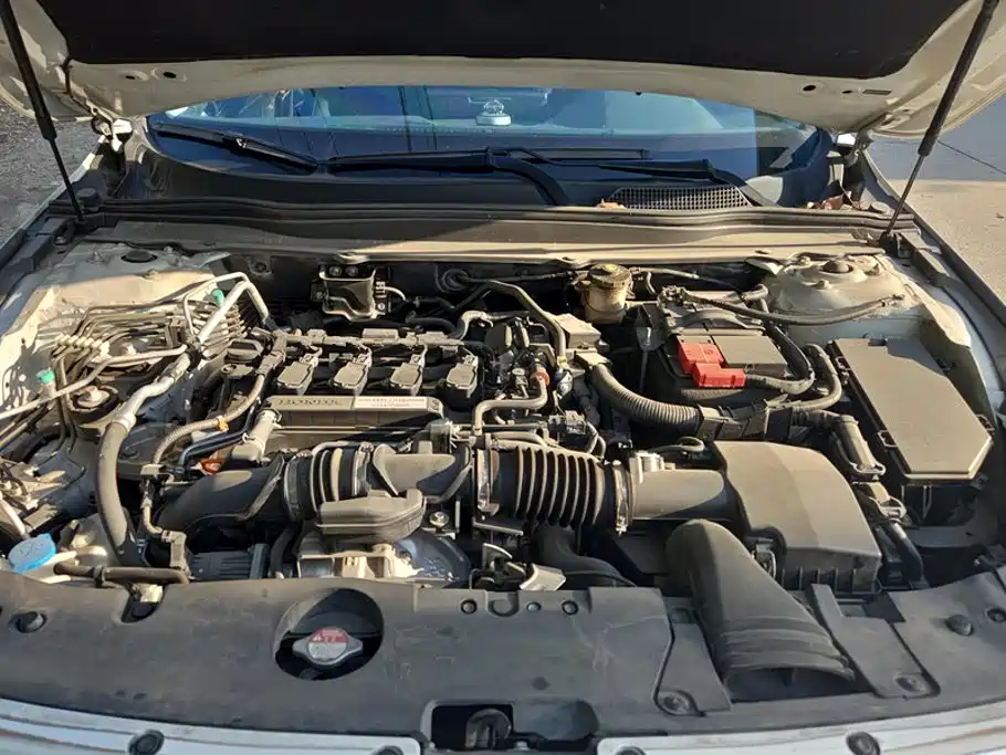 Honda Accord — миниатюра 9