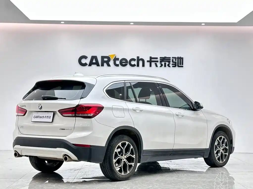 BMW X1 — миниатюра 5