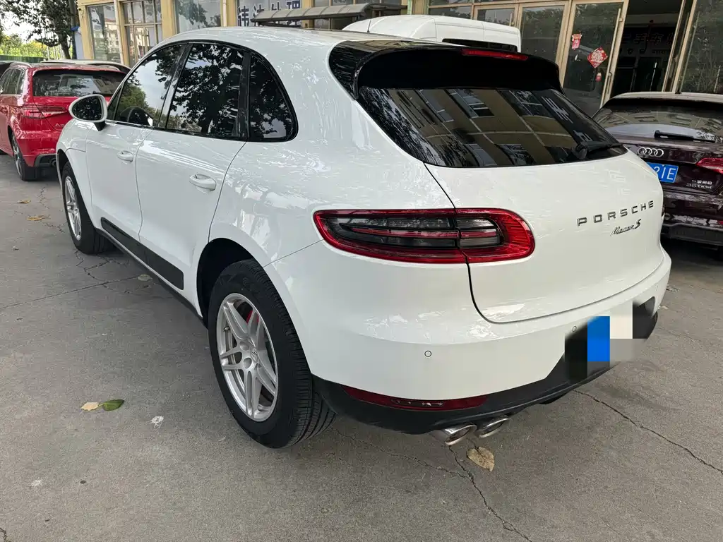 Porsche Macan — миниатюра 2