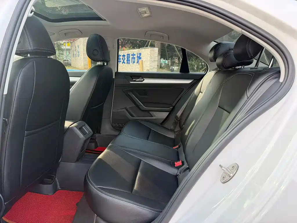 Volkswagen Lamando — миниатюра 7