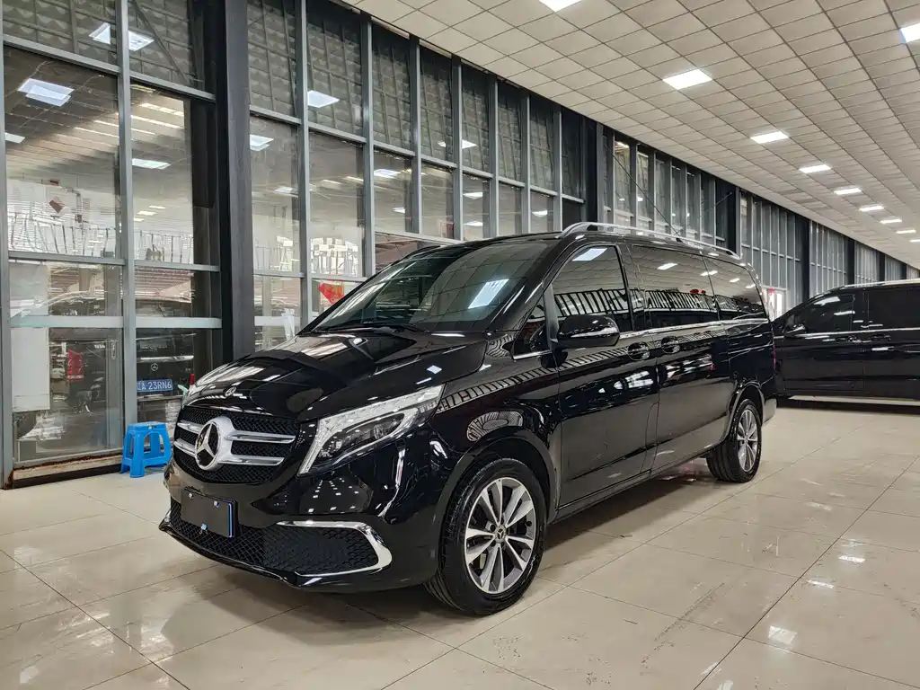 MERCEDES-BENZ V CLASS
