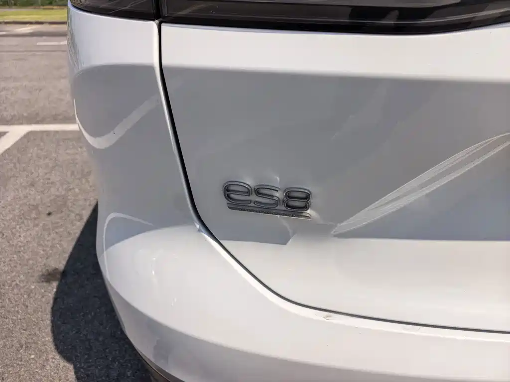 NIO ES8 — миниатюра 7