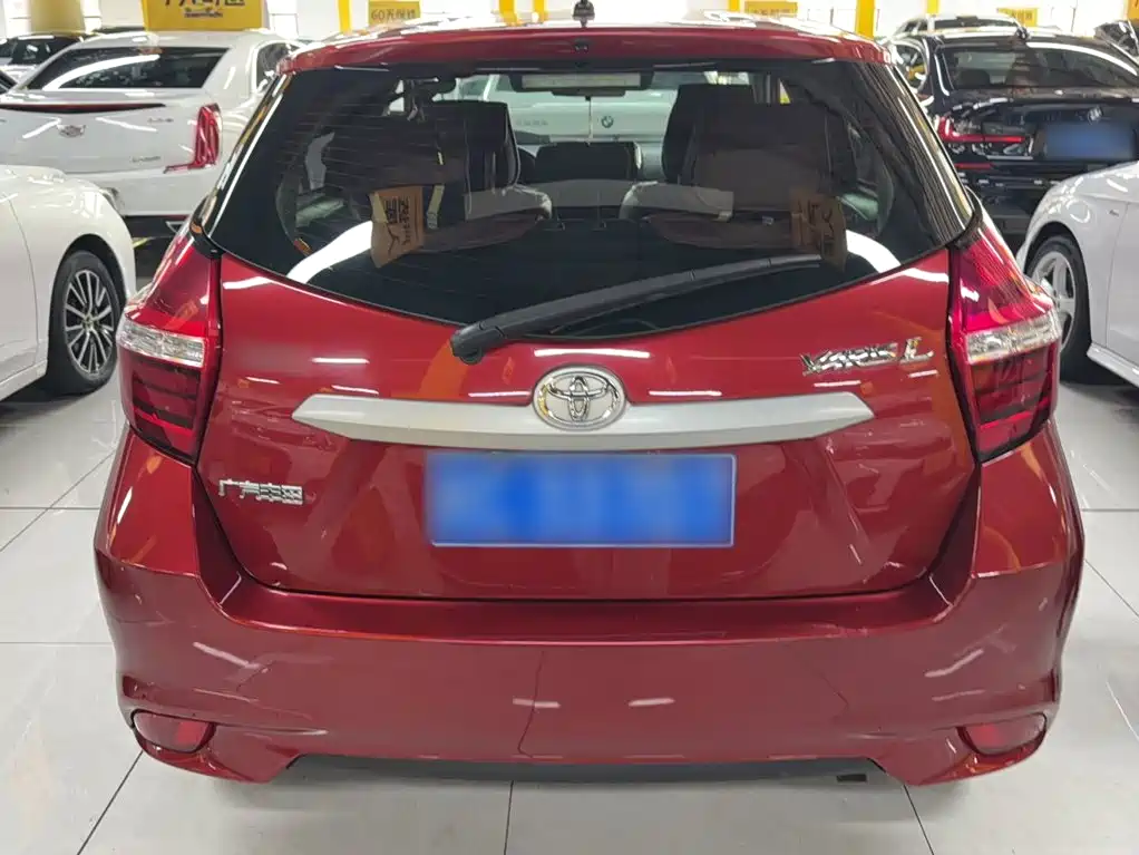 Toyota Yaris L — миниатюра 6