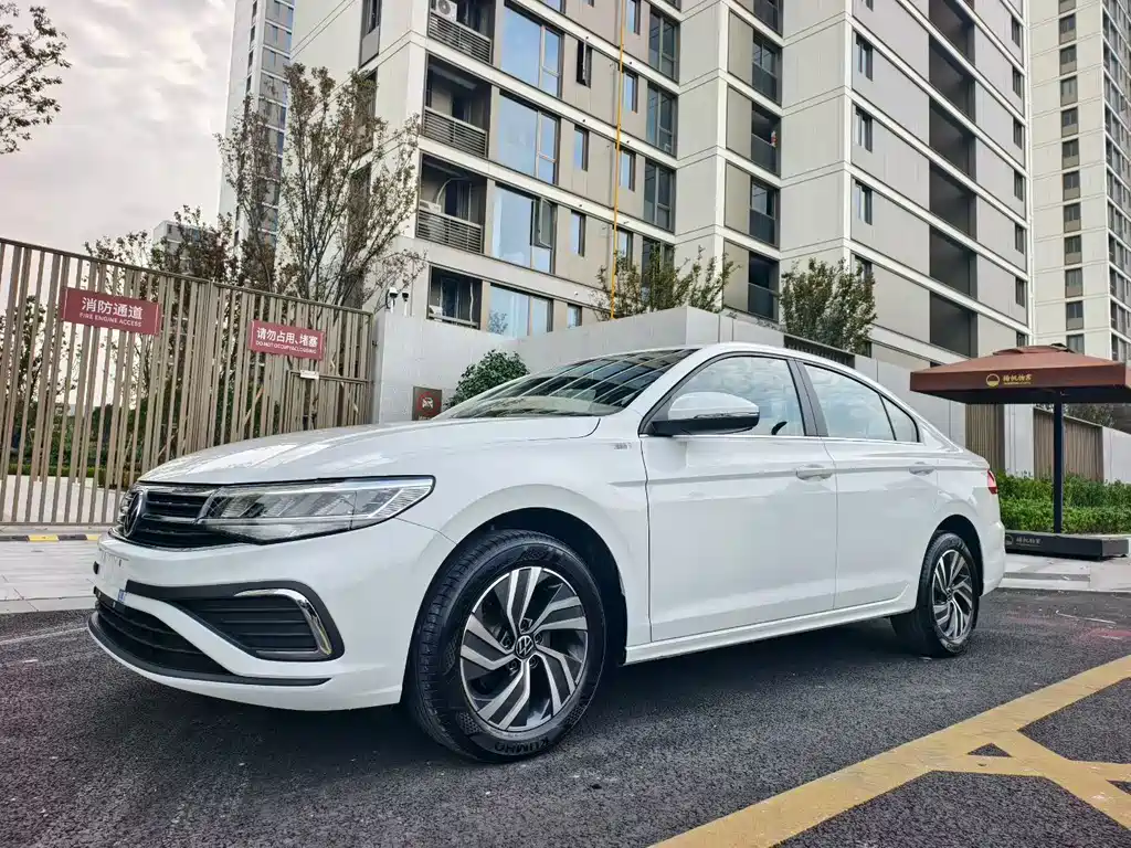 Купить Volkswagen Bora