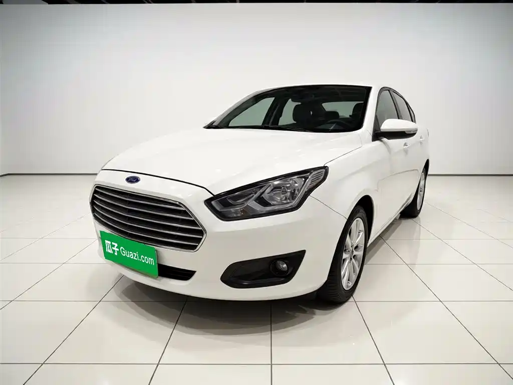 Купить Ford Escort
