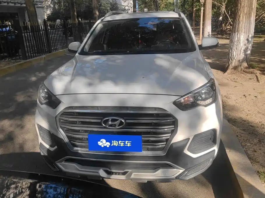 Hyundai ix35 — миниатюра 2