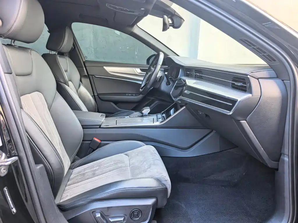 Audi A6L — миниатюра 9